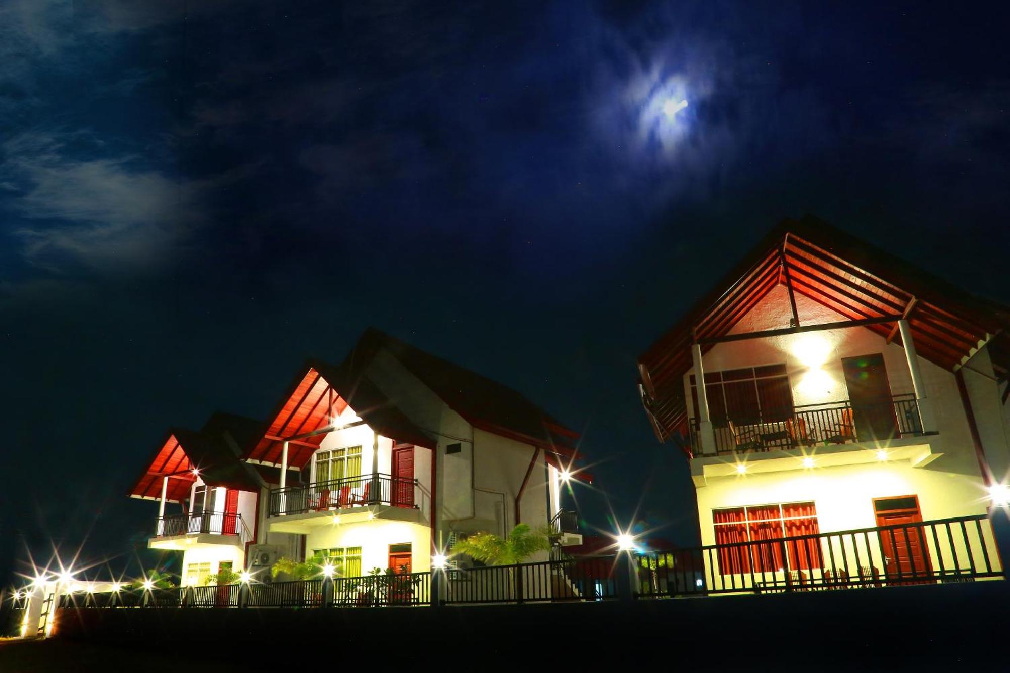 Avonil Resort Yala Tissamaharama Extérieur photo