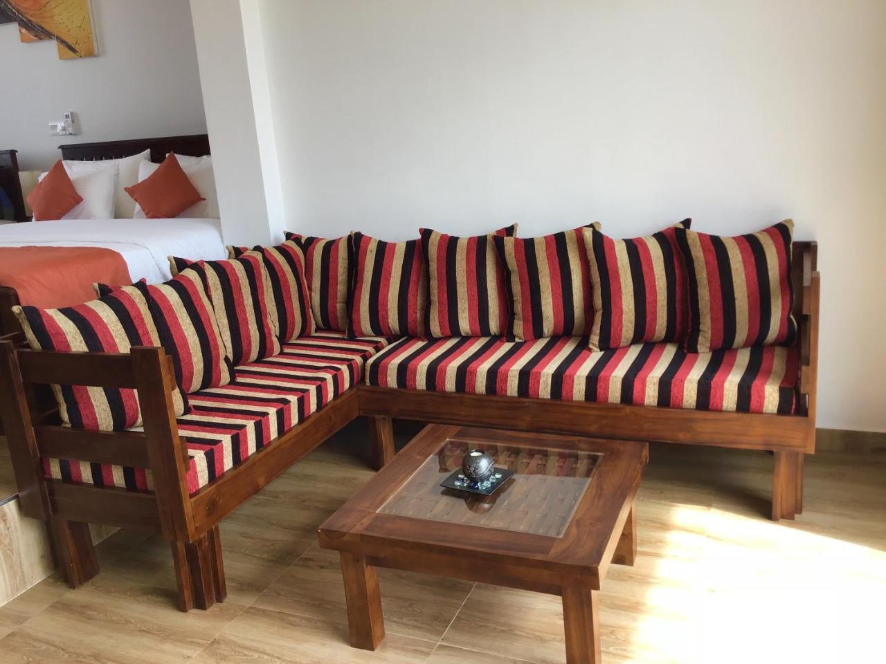 Avonil Resort Yala Tissamaharama Extérieur photo