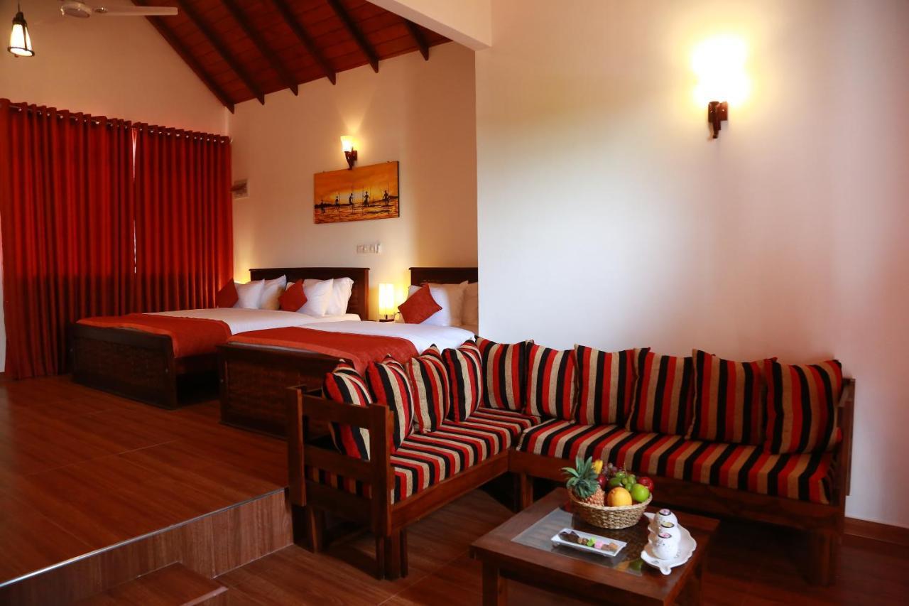Avonil Resort Yala Tissamaharama Extérieur photo
